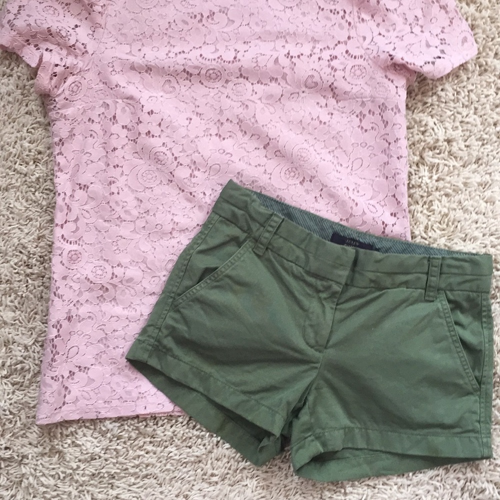 •J CREW•